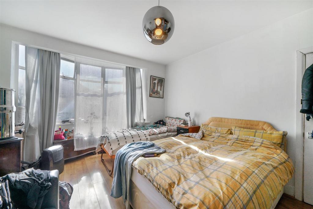 11 St. Andrews Avenue - j JFRw QWyc72 HTmx U2 Ol K.jpg