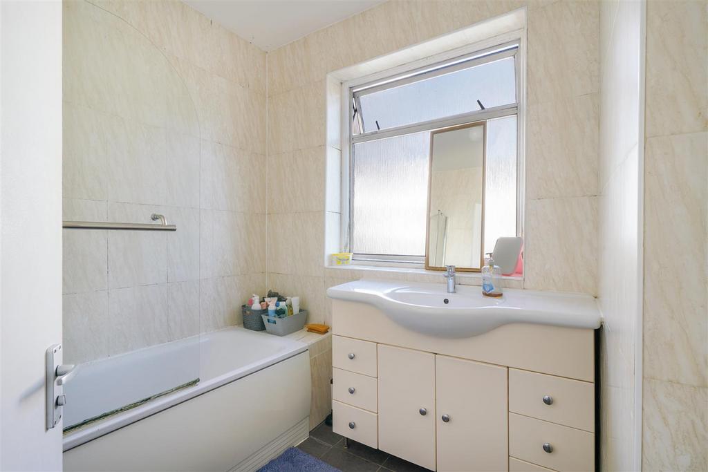 11 St. Andrews Avenue - Gl Ip3kzl Vgh Darfr JOAh.jpg