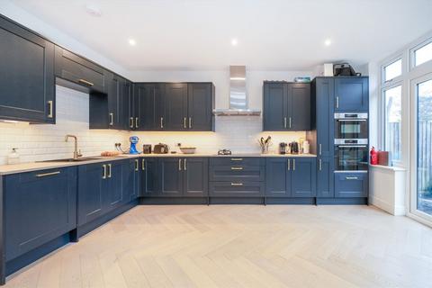 3 bedroom detached house for sale, Moss Hall Grove, London N12