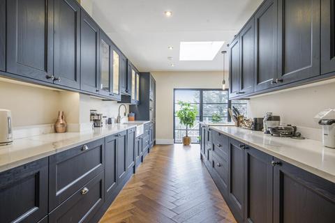 Kurna Pollards Crescent, London, SW16 4NX
