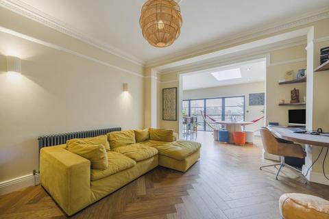 Kurna Pollards Crescent, London, SW16 4NX