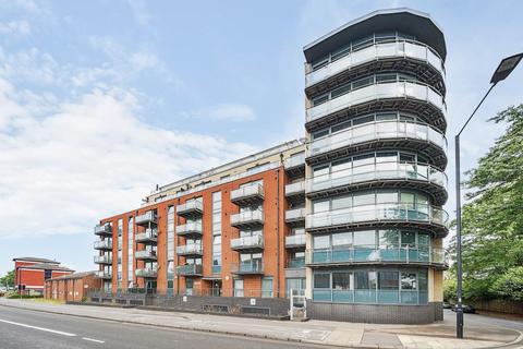 Slough, Berkshire, SL1