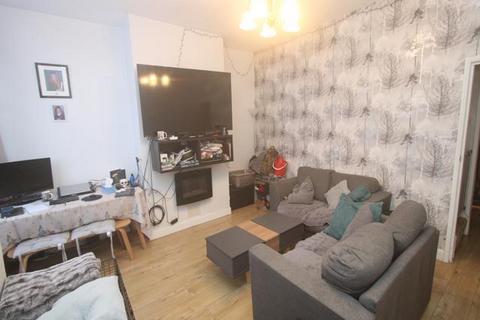 3 bedroom terraced house for sale, Lilian Street, Cutler Heights, Bradford