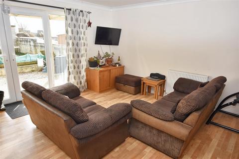 3 bedroom end of terrace house for sale, Wilkinson Gardens, Sandy Lane, Redruth