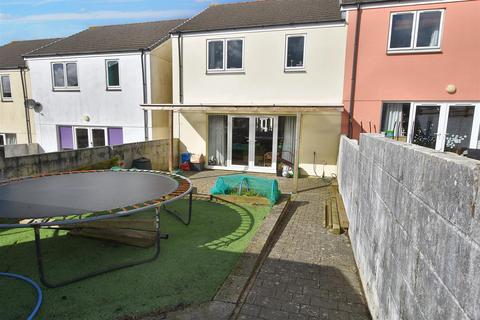 3 bedroom end of terrace house for sale, Wilkinson Gardens, Sandy Lane, Redruth