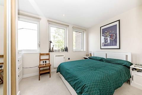 1 bedroom flat for sale, Old Lodge Place, St Margarets TW1