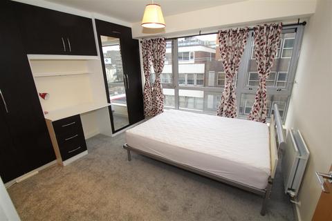 2 bedroom apartment to rent, Roxborough Heights, Harrow HA1 1GP