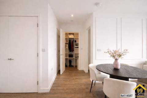 1 bedroom flat for sale, Riverstone Heights, London, Borough Of Tower Hamlets, E3