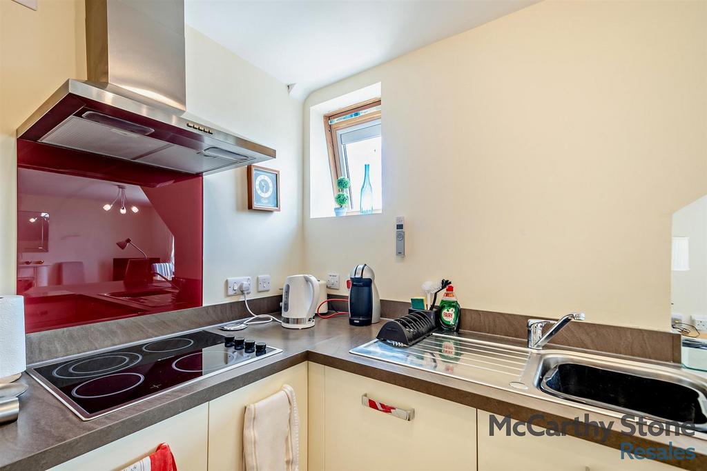 8654131-interior13-800.jpg