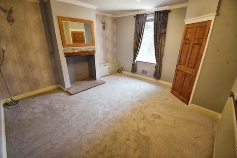 2 bedroom house to rent, Wood Street, Huddersfield HD3