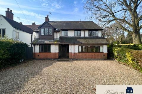 4 bedroom detached house for sale, Elms Road, Stoneygate, LE2