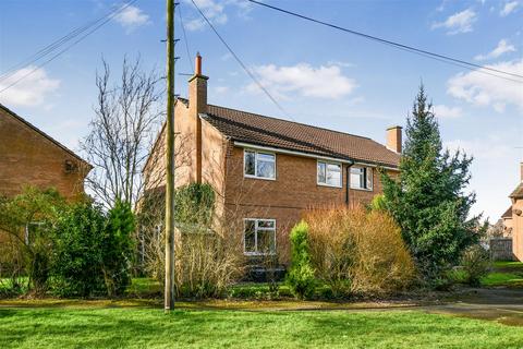 3 bedroom semi-detached house for sale, Crabmill Close, Easingwold, York