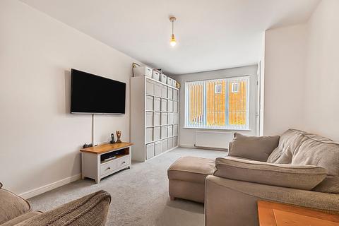 18 Ballis Square, Hardwicke, Gloucester, GL2 4DJ