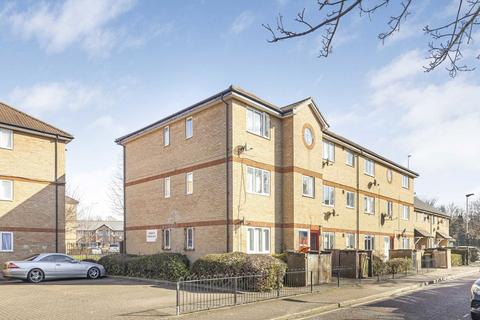 2 bedroom flat to rent, Evelyn Denington Road, London E6