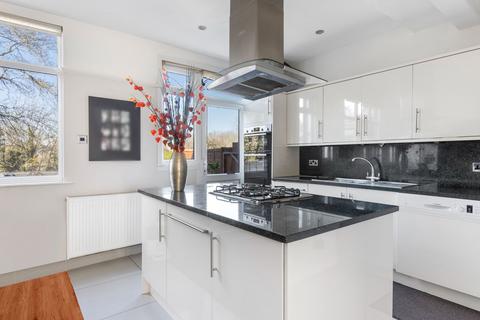 3 bedroom semi-detached house for sale, St. Margarets Avenue, London N20