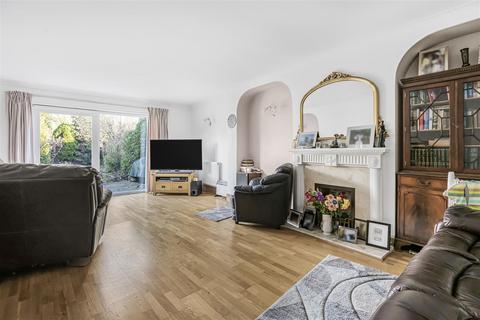 3 bedroom semi-detached house for sale, Kenilworth Avenue, Reading