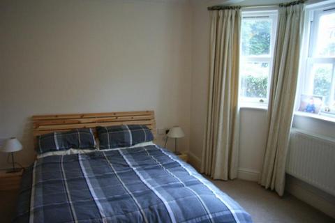 2 bedroom apartment to rent, Albury House, Guildford GU1