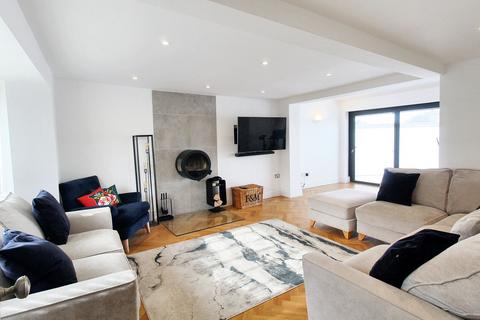 4 bedroom detached house for sale, Pont Y Capel Lane, Gresford, LL12