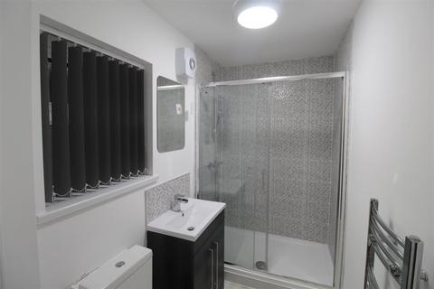 1 bedroom flat to rent, Splott Road, Cardiff CF24