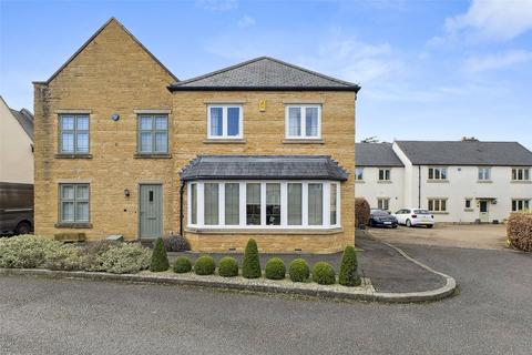 39 Gordon Close, Broadway, WR12 7BJ