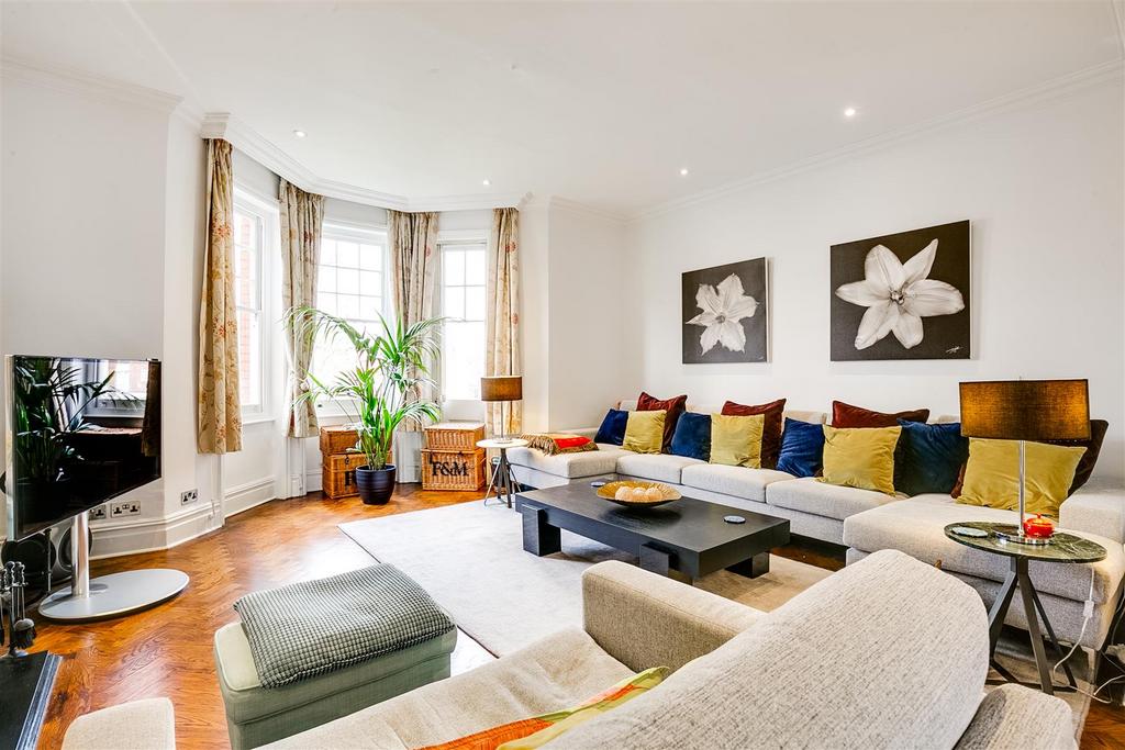 Prebend Mansions, W4 - TO LET