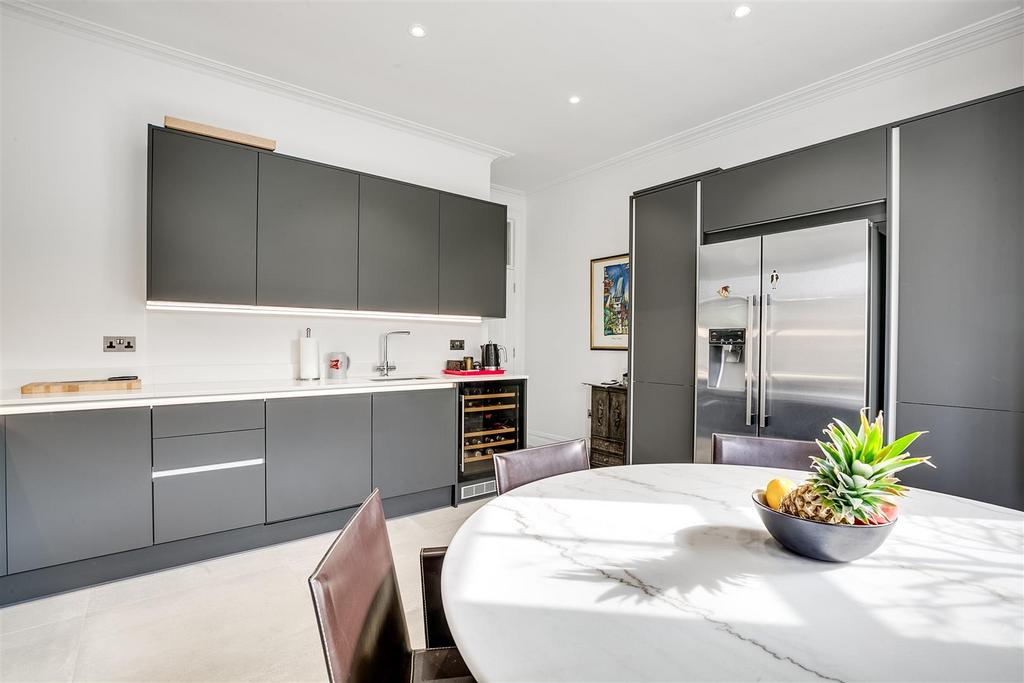 Prebend Prebend Mansions, W4 - TO LET 28 -17.jpg