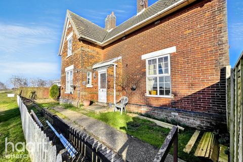 4 bedroom detached house for sale, Ferry Lane, Newton-in-the-Isle