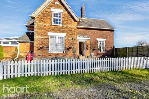 4 bedroom detached house for sale, Ferry Lane, Newton-in-the-Isle