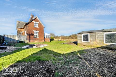 4 bedroom detached house for sale, Ferry Lane, Newton-in-the-Isle