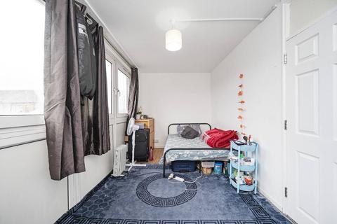 2 bedroom flat for sale, Longnor Road, Bethnal Green, London, E1