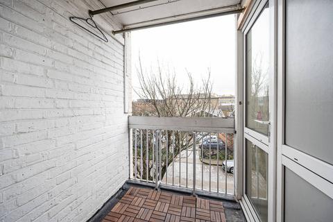 104 Longnor Road, London, E1 4DA