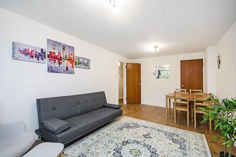 2 bedroom flat for sale, Chandos Way, Golders Green, London, NW11