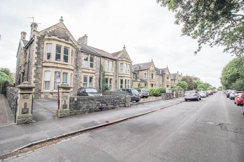 2 bedroom flat for sale, Weston-super-Mare*2 Minutes to Sea Front*Ground Floor*Two Double Bedrooms*