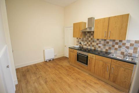 2 bedroom flat for sale, Weston-super-Mare*2 Minutes to Sea Front*Ground Floor*Two Double Bedrooms*