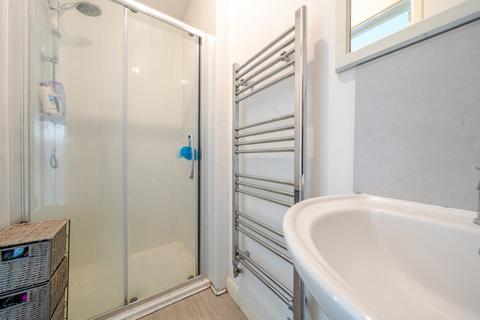 1 bedroom flat for sale, Bitterne Road West, Hampshire SO18