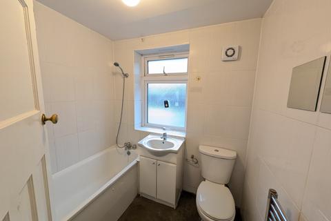 3 bedroom semi-detached house for sale, Whittington Avenue, Hayes, Greater London, UB4