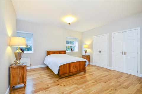 3 bedroom penthouse for sale, Newitt Place, Bassett, Southampton, Hampshire, SO16