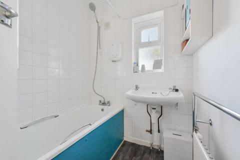 22 Dale View, Headley, Epsom, KT18 6EH
