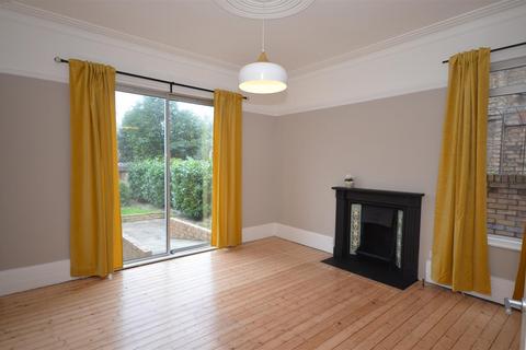 3 bedroom house to rent, Park Avenue South