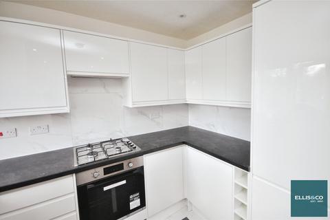 3 bedroom apartment for sale, Nether Street, Finchley, London, N12