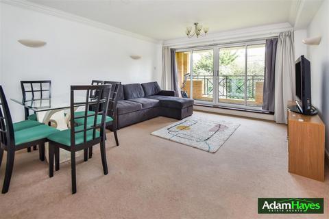 2 bedroom apartment to rent, Regents Park Road, Finchley Central N3