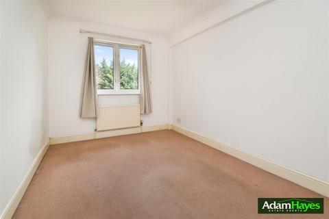 2 bedroom apartment to rent, Regents Park Road, Finchley Central N3