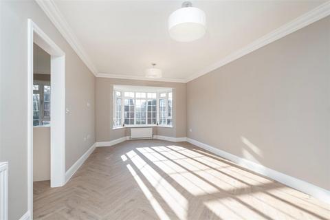 3 bedroom apartment for sale, Craigmount, Radlett WD7