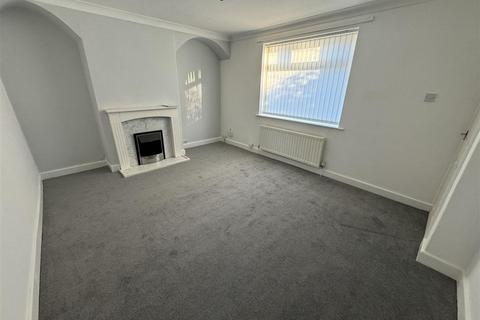 3 bedroom end of terrace house to rent, Cheviot Crescent, Billingham