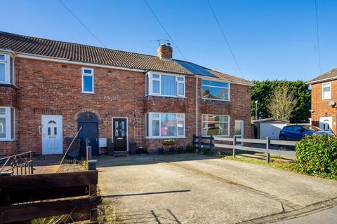 3 bedroom terraced house for sale, Scawton Avenue, York