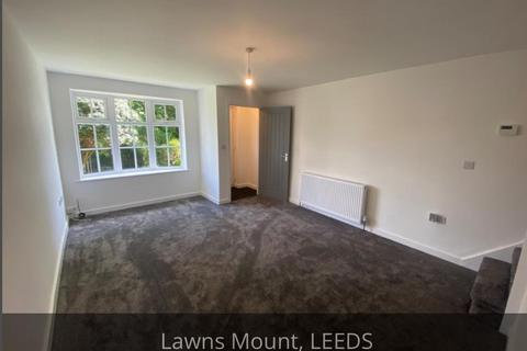 2 bedroom terraced house for sale, Lawns Mount, Leeds