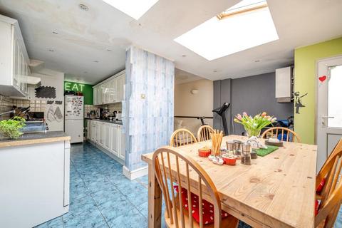 3 bedroom end of terrace house for sale, High Barnet,  Barnet,  EN5