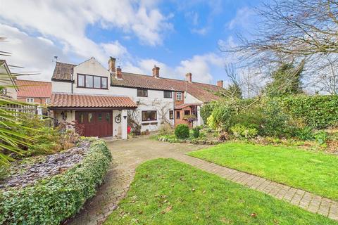 4 bedroom semi-detached house for sale, Chapel Street, Cawston