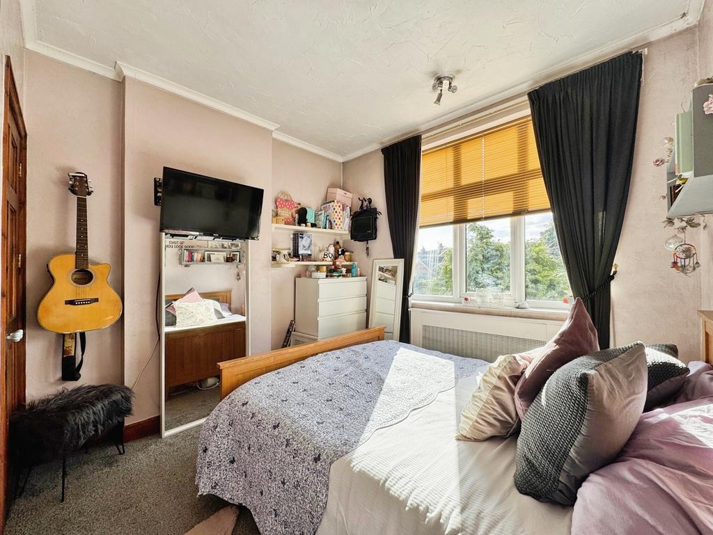 30 Sibson Road, Birstall, Leicester, LE4 4 DW