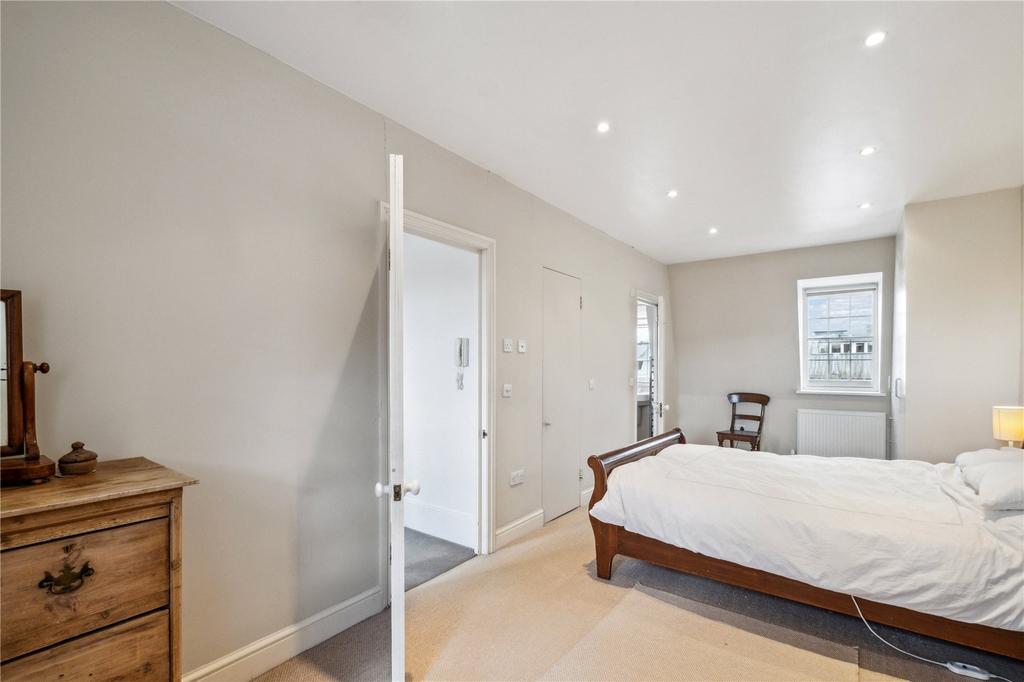 Principal Bedroom